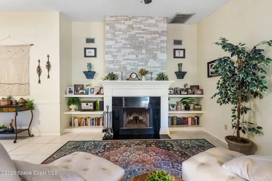 742 Timber Ridge Trail Sw #C, Vero Beach, FL 32962 - Image #2