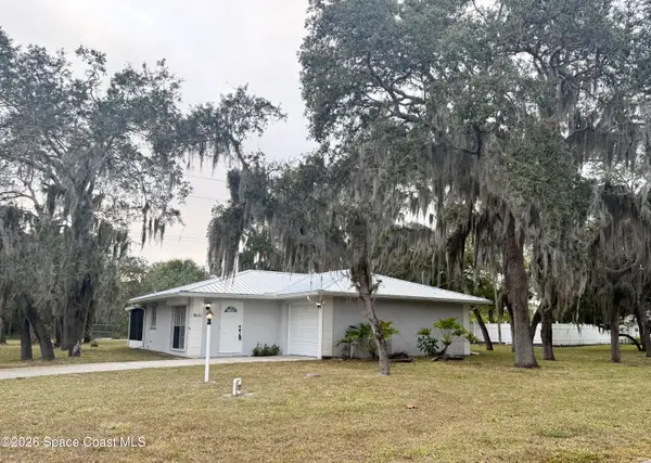 9840 Honeysuckle Drive, Sebastian, FL 32976