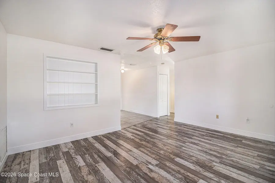 581 Clarke Avenue, Melbourne, FL 32935 - Image #2