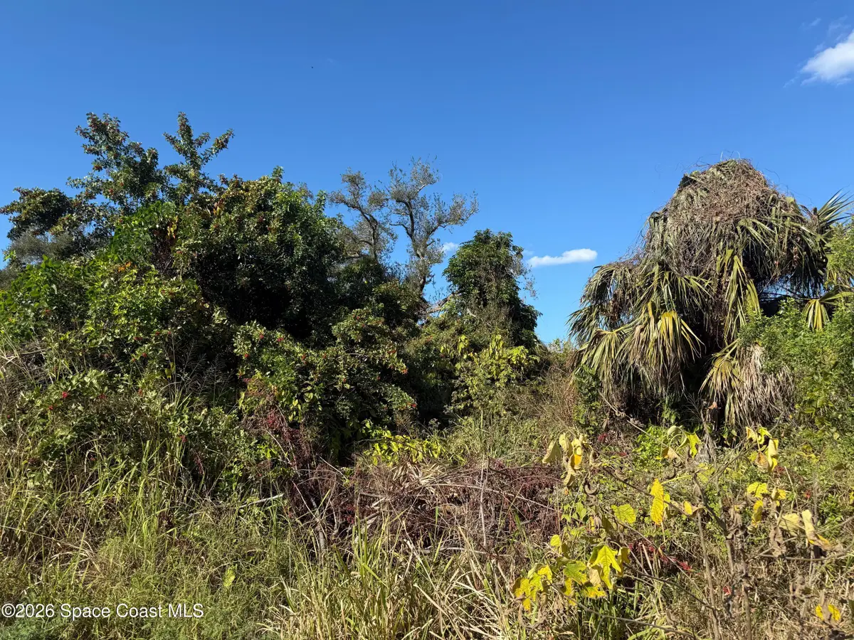 1810 38th Place, Vero Beach, FL 32960 - Image #1