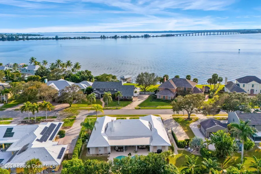 656 Franklyn Avenue, Indialantic, FL 32903 - Image #2