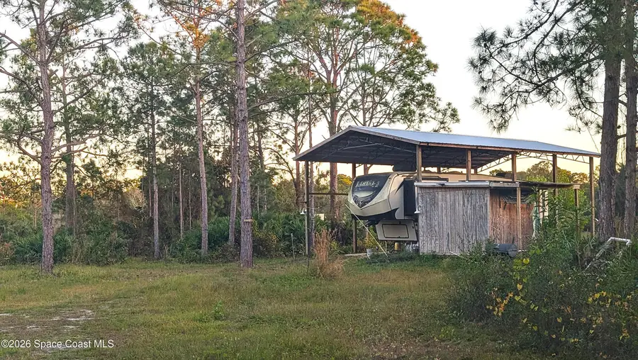 12885 86th Street, Fellsmere, FL 32948 - Image #3