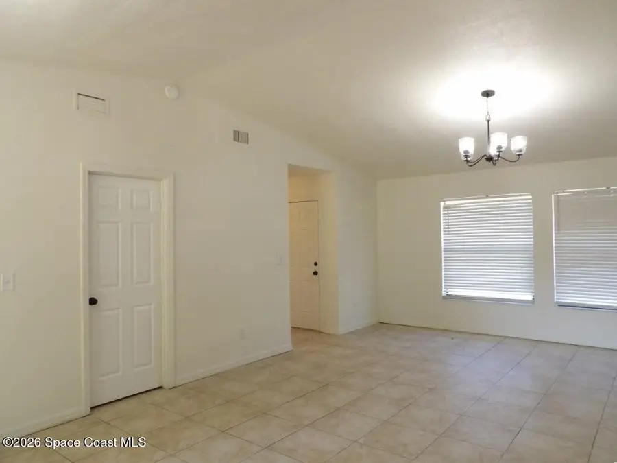 752 Gelaso Street Sw, Palm Bay, FL 32908 - Image #2