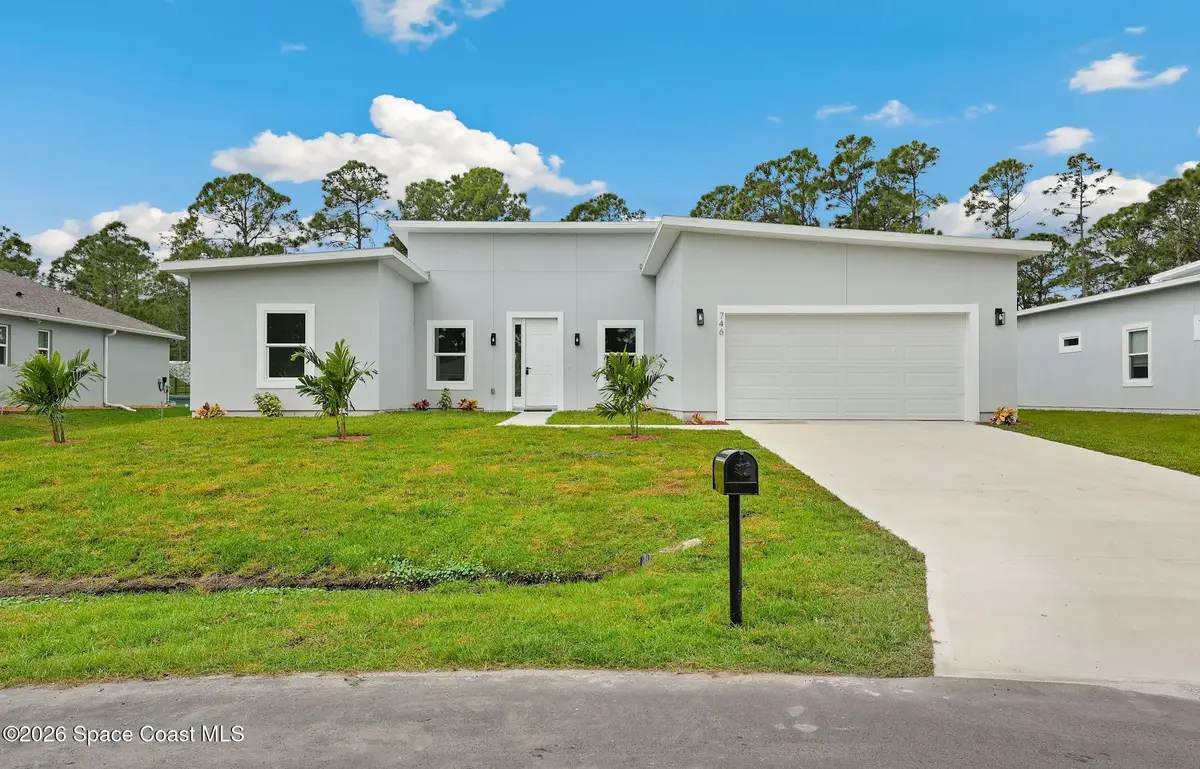 746 Harriet Avenue Sw, Palm Bay, FL 32908 - Image #1