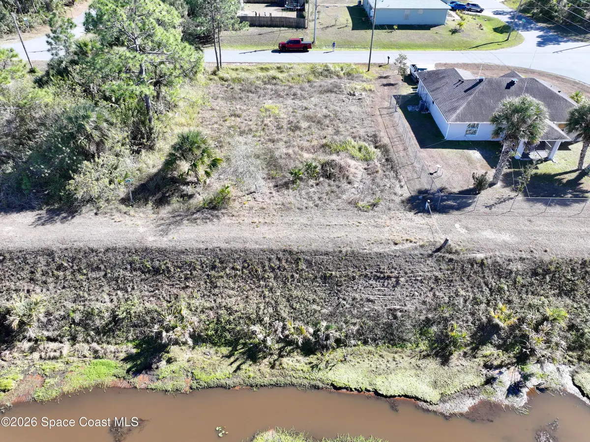 405 Paigo Street Se, Palm Bay, FL 32909 - Image #1