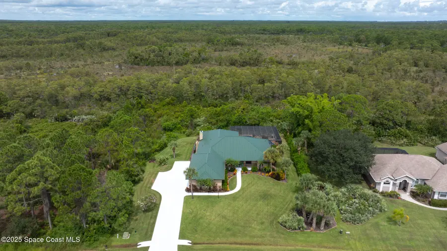 5627 Cypress Creek Drive, Grant, FL 32949 - Image #2