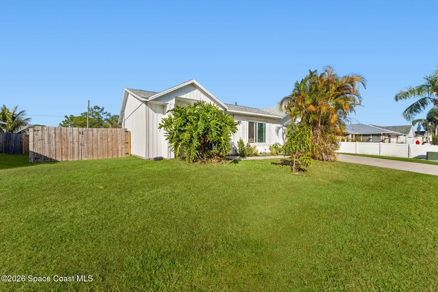 1567 Heartwellville Street Nw, Palm Bay, FL 32907 - Image #3