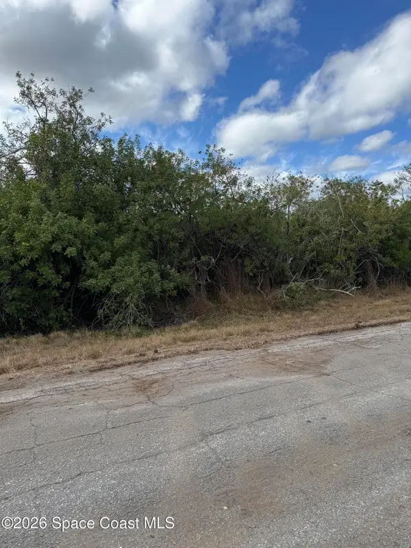 8520 Horseshoe Avenue, Palm Bay, FL 32909