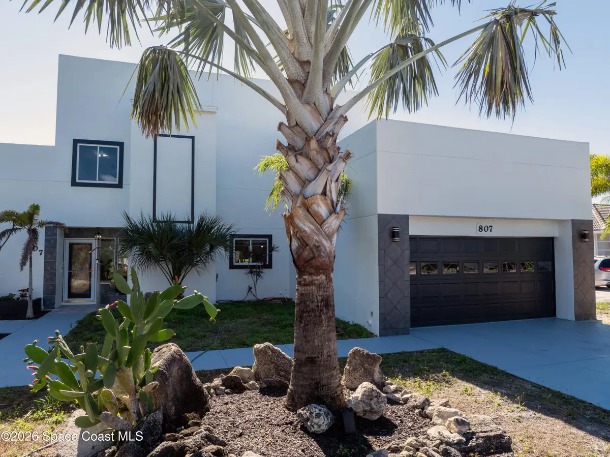 807 W Central Boulevard, Cape Canaveral, FL 32920 - Image #1