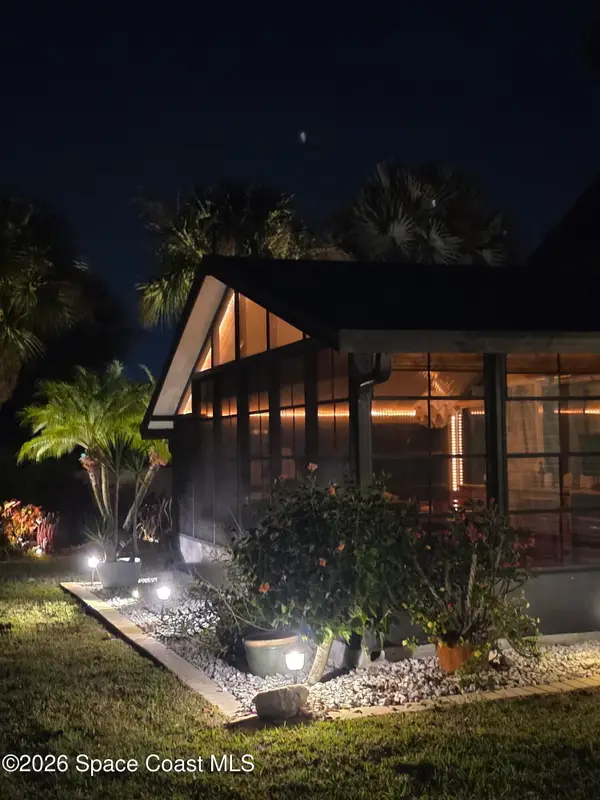 1580 Waldorf Circle Ne, Palm Bay, FL 32905