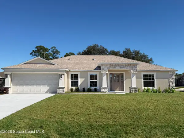 341 Christmas Avenue Se, Palm Bay, FL 32909