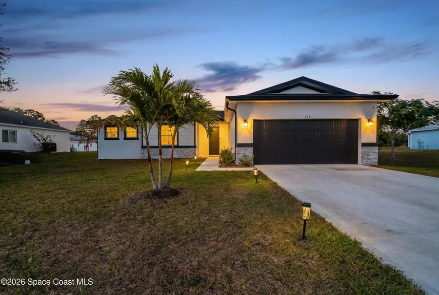 207 Bellbrook Street Se, Palm Bay, FL 32909 - Image #2