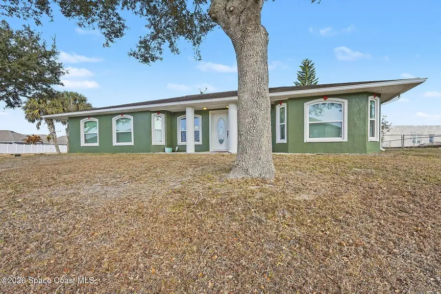 598 Gantry Street Sw, Palm Bay, FL 32908 - Image #3
