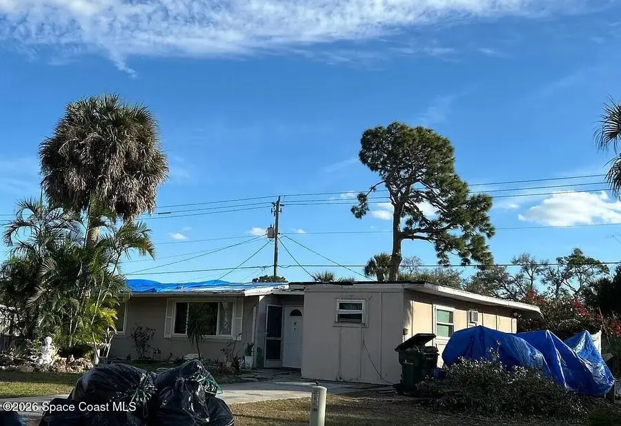 411 Zephyr Road, Venice, FL 34293 - Image #2