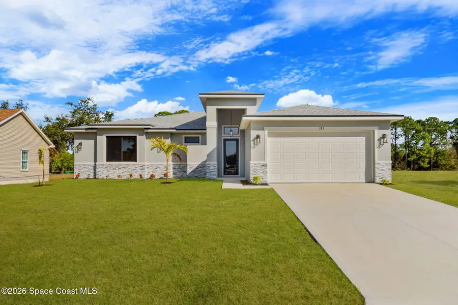 797 Tejon Avenue Sw, Palm Bay, FL 32908 - Image #2