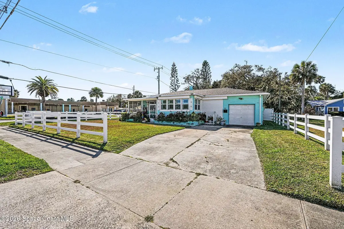 302 Riverside Drive, Holly Hill, FL 32117 - #1