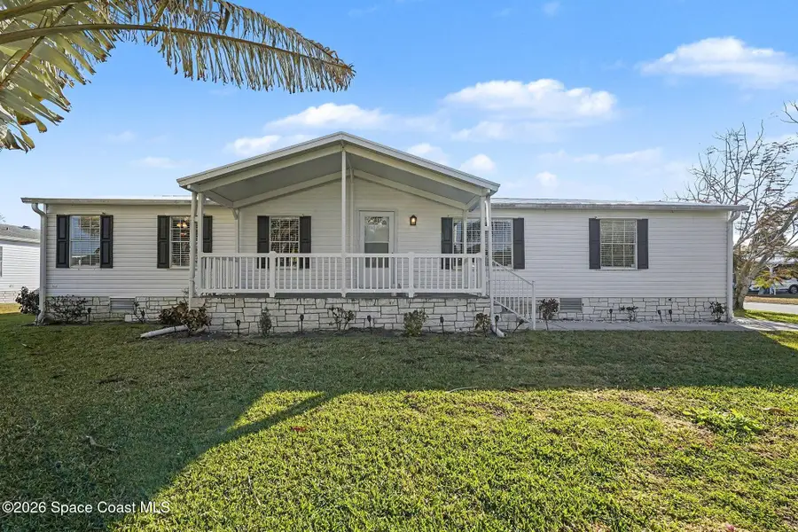 926 Laurel Circle, Barefoot Bay, FL 32976 - Image #2