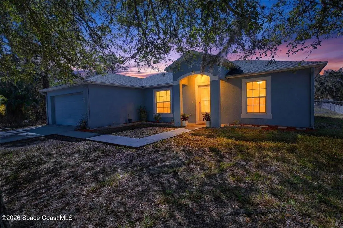 132 Hilton Avenue Nw, Palm Bay, FL 32907 - #1