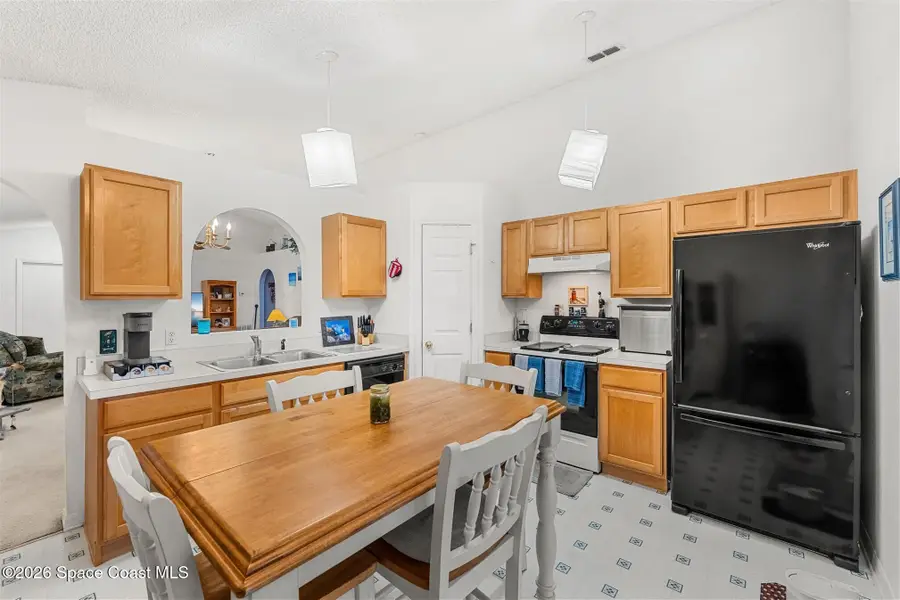 2047 Majestic Pine Court Ne, Palm Bay, FL 32905 - Image #3