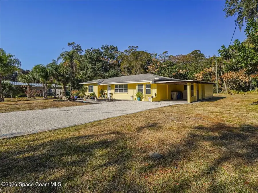 2049 50th Avenue, Vero Beach, FL 32966 - #2
