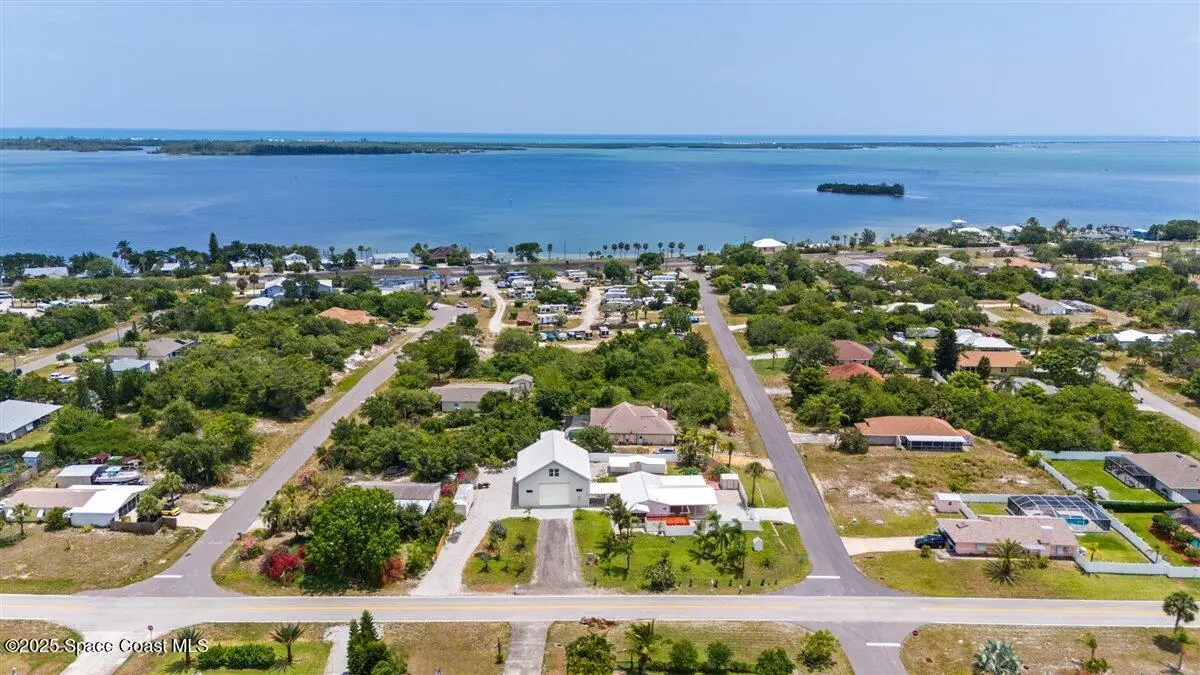 8865 Central Avenue, Micco, FL 32976 - #1