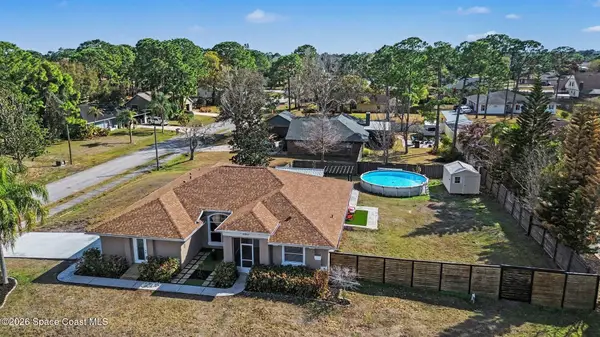 580 Fiedler Street Ne, Palm Bay, FL 32907