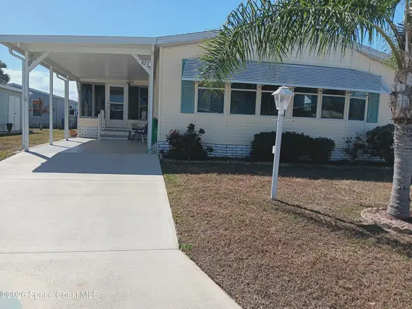 927 Dogwood Drive, Barefoot Bay, FL 32976