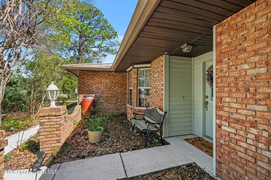 280 Naylor Street Ne, Palm Bay, FL 32907 - #2