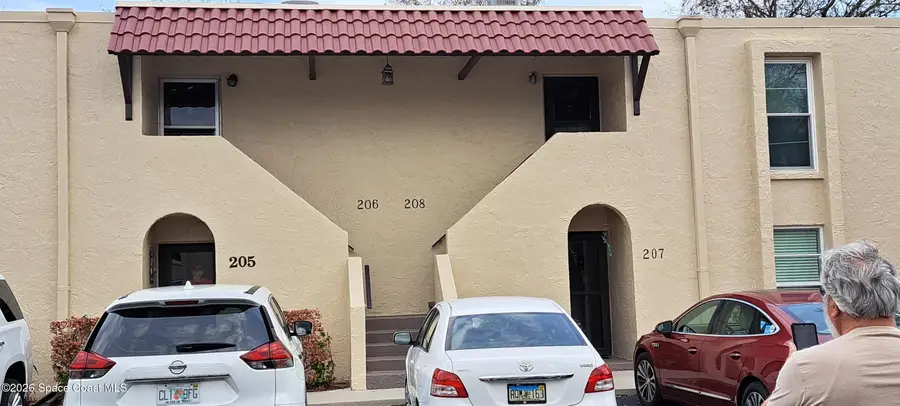 835 18th Street #206, Vero Beach, FL 32960 - #2