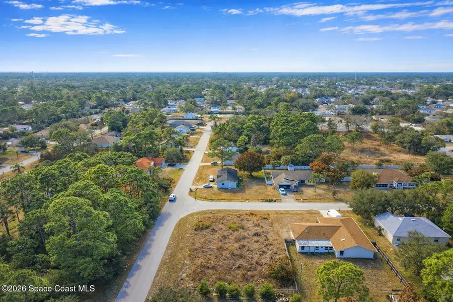 1085 Tahiti Avenue Se, Palm Bay, FL 32909 - #2