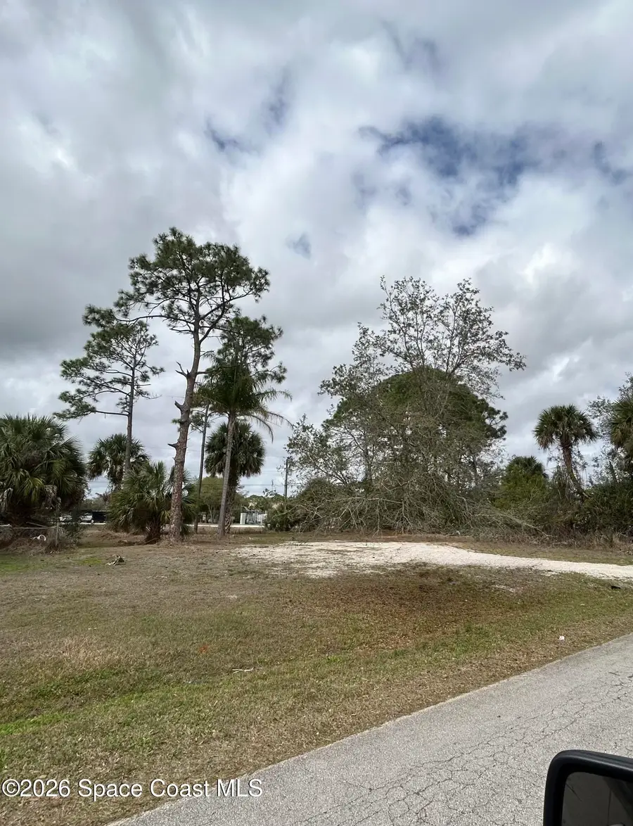 126 Deauville Avenue Se, Palm Bay, FL 32909 - #2