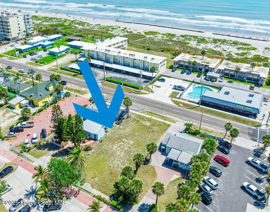 118 N Atlantic Avenue, Cocoa Beach, FL 32931 - #2