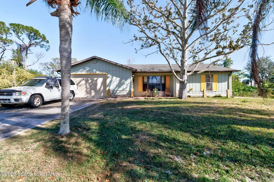 397 Warren Street, Sebastian, FL 32958 - #3