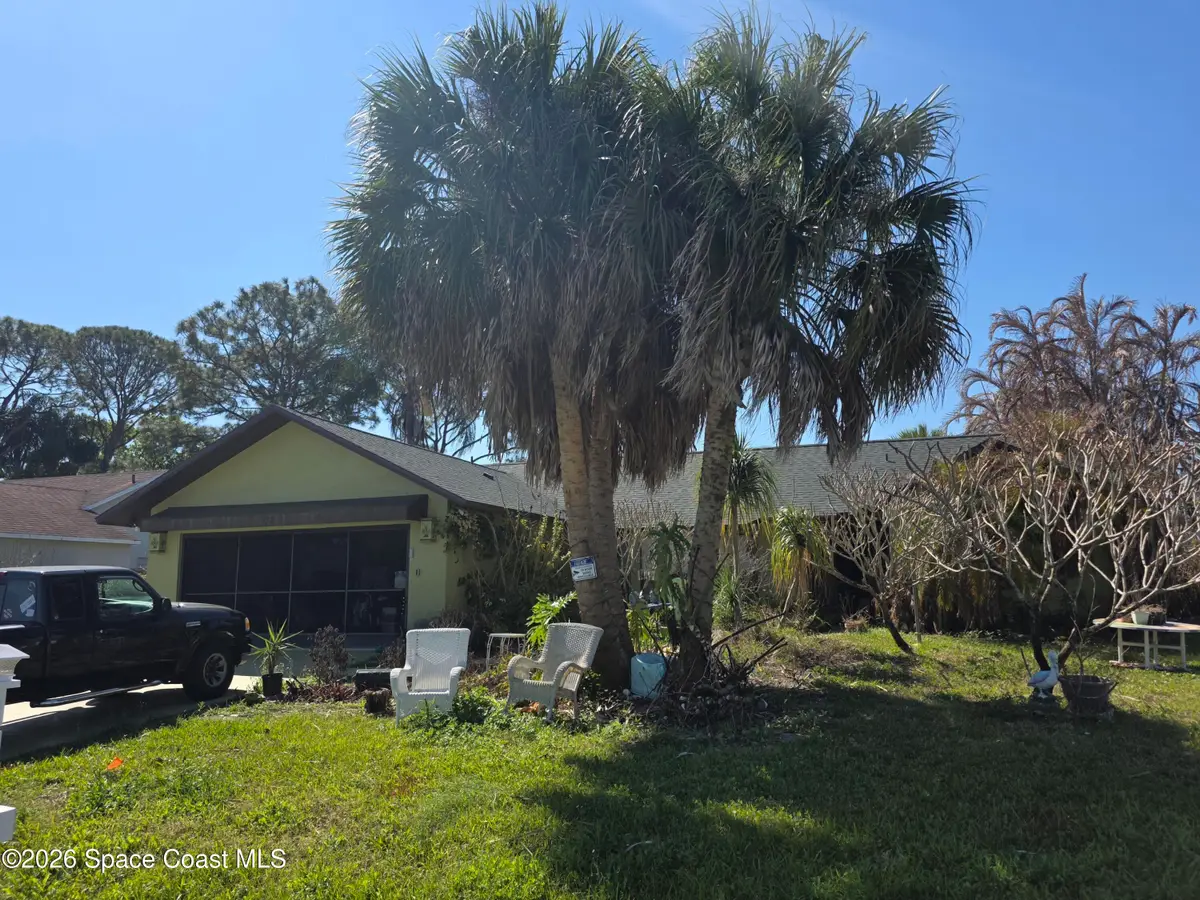 972 Elmsford Street Nw, Palm Bay, FL 32907 - #1
