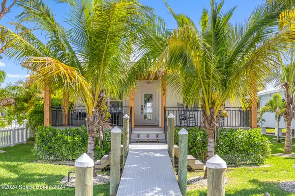 19 Vip Island #A, Grant-Valkaria, FL 32949