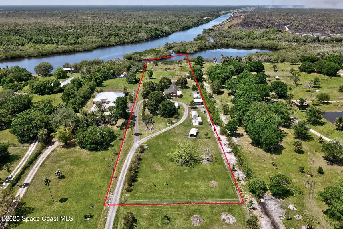 9556 Fleming Grant Road, Micco, FL 32976 - #1