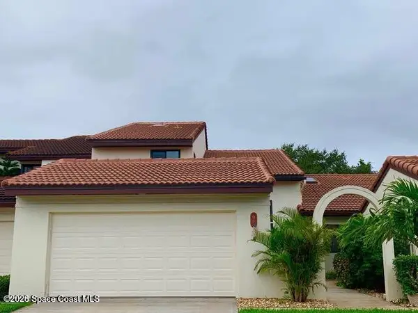 905 Parkside Place #905, Indian Harbour Beach, FL 32937