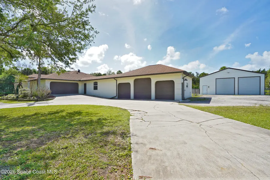 475 E Hall Road, Merritt Island, FL 32953 - #3