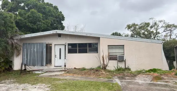 738 Lund Circle, Melbourne, FL 32901