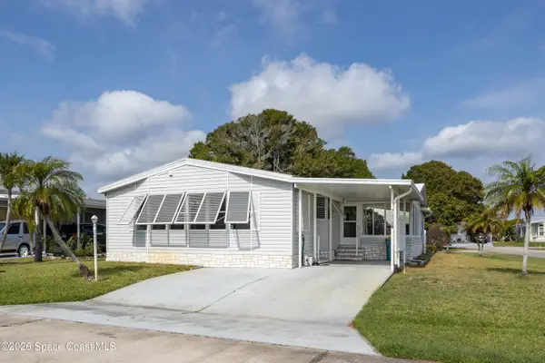 7608 Montauk Avenue #T10, Micco, FL 32976
