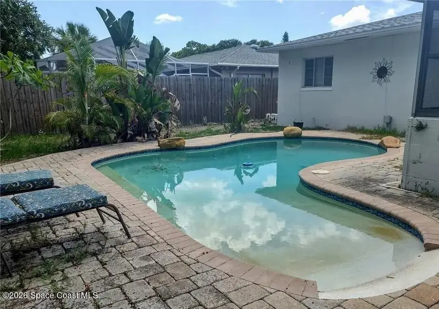 1320 Dixie Lane S, Saint Petersburg, FL 33705 - #3