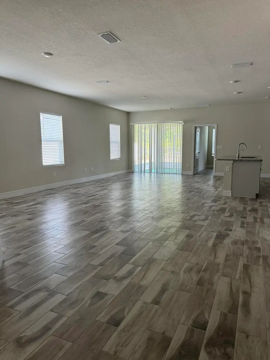 948 Wheatley Street Se, Palm Bay, FL 32909 - #2