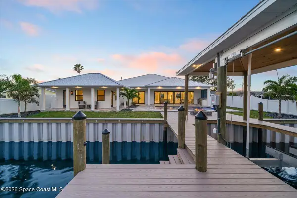 119 Aucila Road, Cocoa Beach, FL 32931