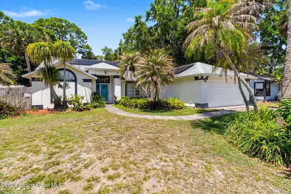 826 Roger Avenue Nw, Palm Bay, FL 32907