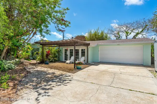 207 Pine Tree Drive, Indialantic, FL 32903