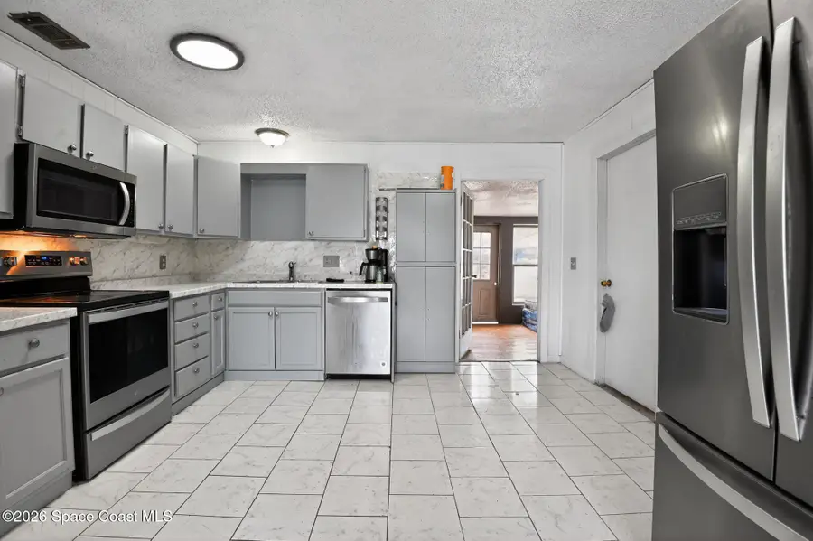 180 San Luis Street Sw, Palm Bay, FL 32908 - #3