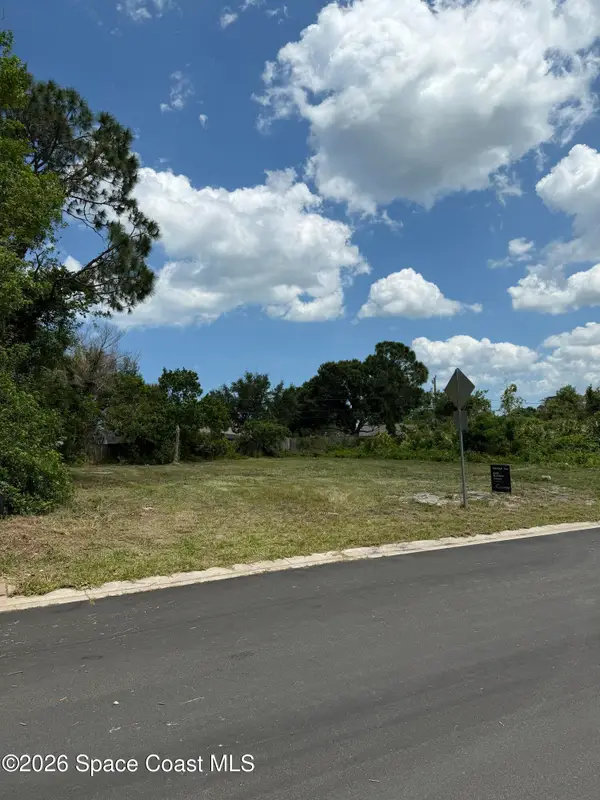 137 Mabry Street, Sebastian, FL 32958
