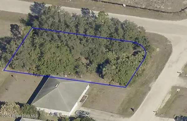 9085 103rd Court, Vero Beach, FL 32967