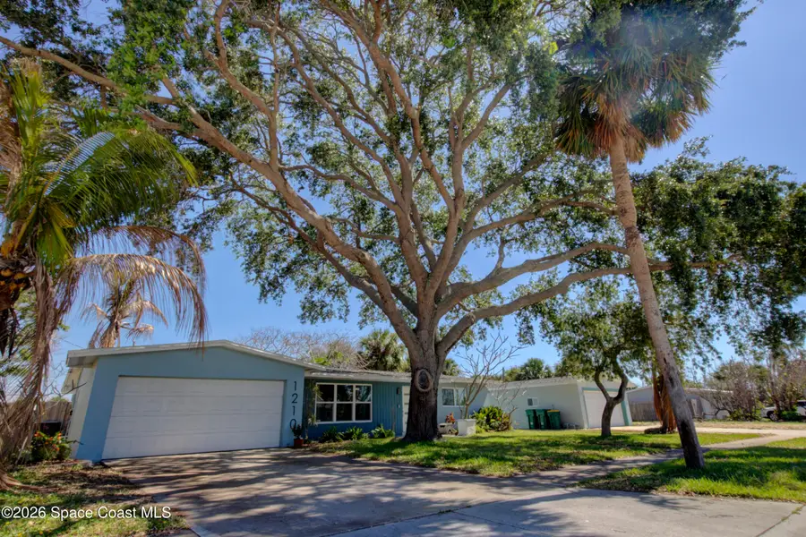 1210 Yacht Club Boulevard, Indian Harbour Beach, FL 32937 - #2