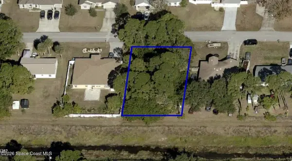 560 Bluefields Street Se, Palm Bay, FL 32909